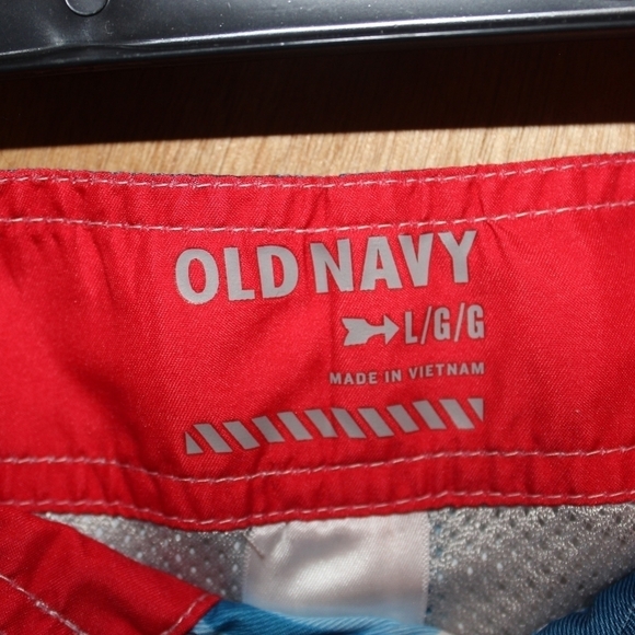 Old Navy Plaid Swim Trunks - Picture 4 of 5